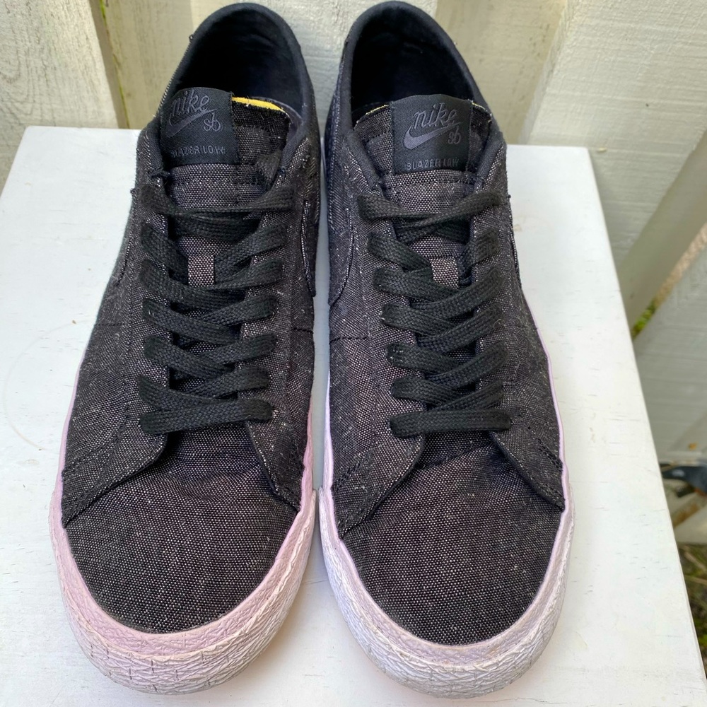 Nike Zoom Blazer Low SB Canvas Decon in Anthracite